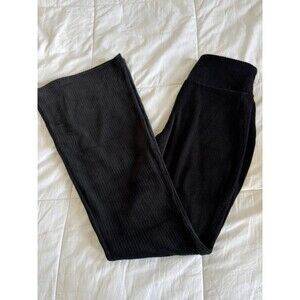 SO Black ribbed yoga pants size medium
